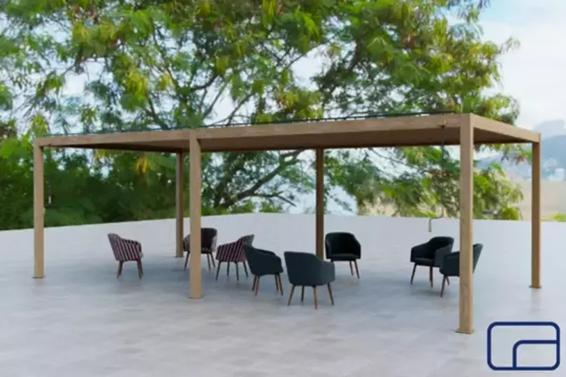 Wood-Effect Free Standing Queen Aluminium Pergola 4x8m