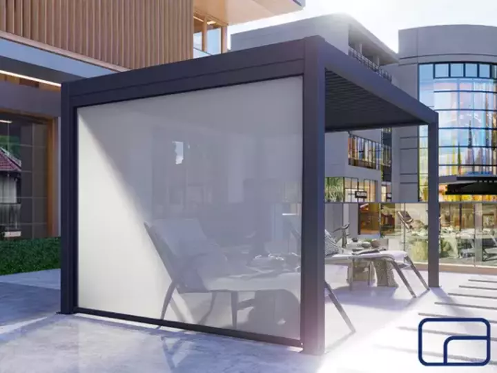 Drop Screen for Wall Mounted Pergola 3m